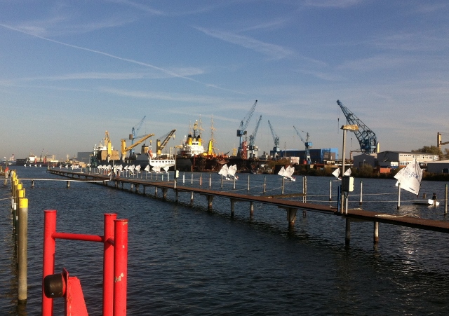 Langes Feld im Fischereihafen